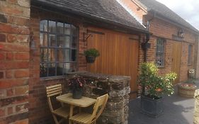 Hood Lane Farm - The Parlour - Self Catering Ground Floor Apartment